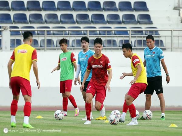 Bóng đá Việt Nam ngày 6/12: Đội tuyển Việt Nam tích cực đấu tập nội bộ