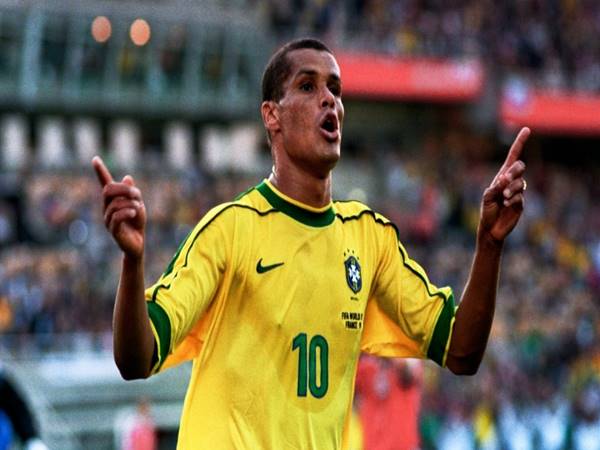 Top 5 tiền vệ Brazil xuất sắc nhất trong lịch sử bóng đá