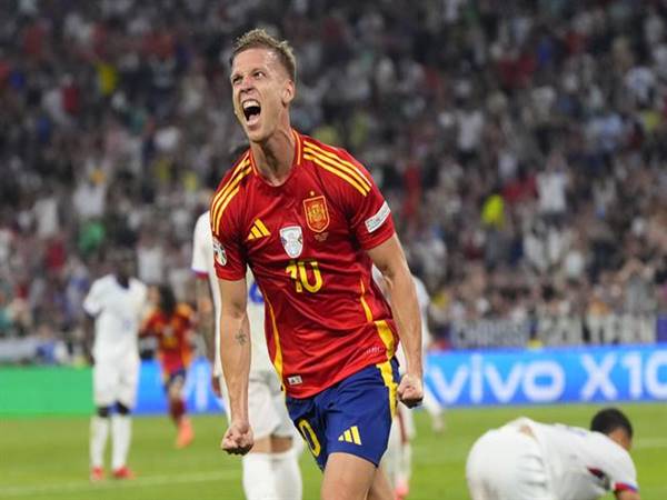 Tin EURO ngày 13/7: Dani Olmo thách thức Jude Bellingham